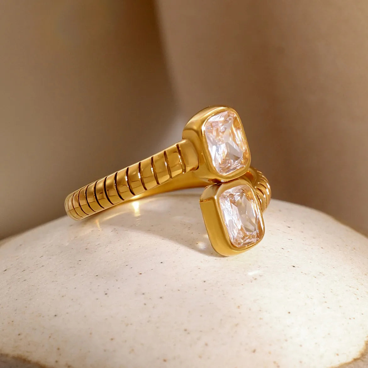 Bague Isis